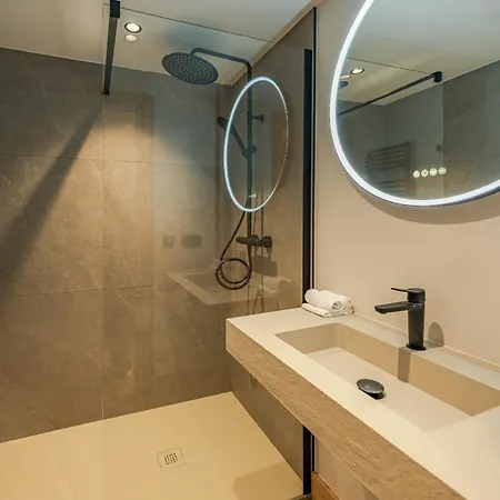 Apartament Alpin Renove Proche Pistes Et Commerces - - Fr-1-613a-42